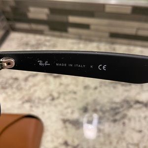 Ray Ban Wayfarer (polarized blue lenses)